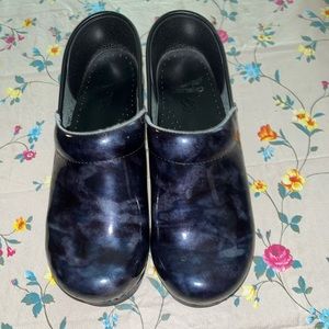 Dansko clog
